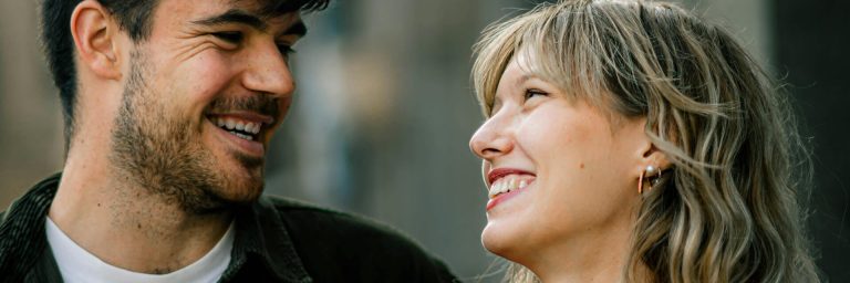 Home 30 Home - Gemeinsam können wir herausfinden, wie sich wieder mehr Verbindung, Klarheit und Zuversicht in Ihr Leben und Ihre Beziehungen bringen lässt.